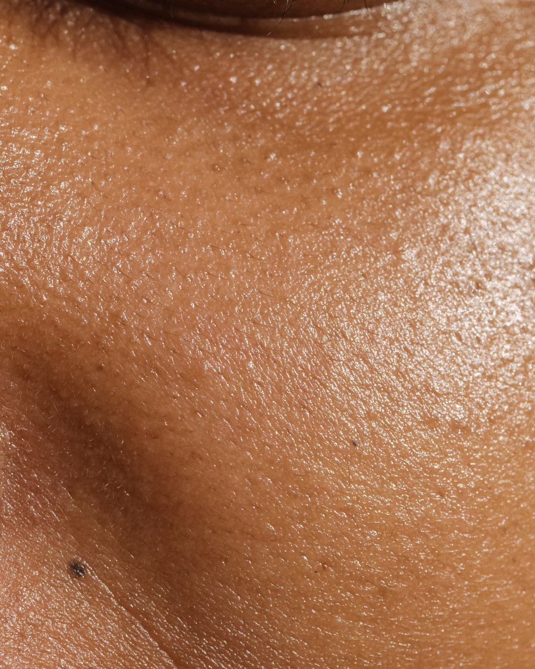 Behind the Juice: Are Facial Oils Secretly Messing with Your Skin?
